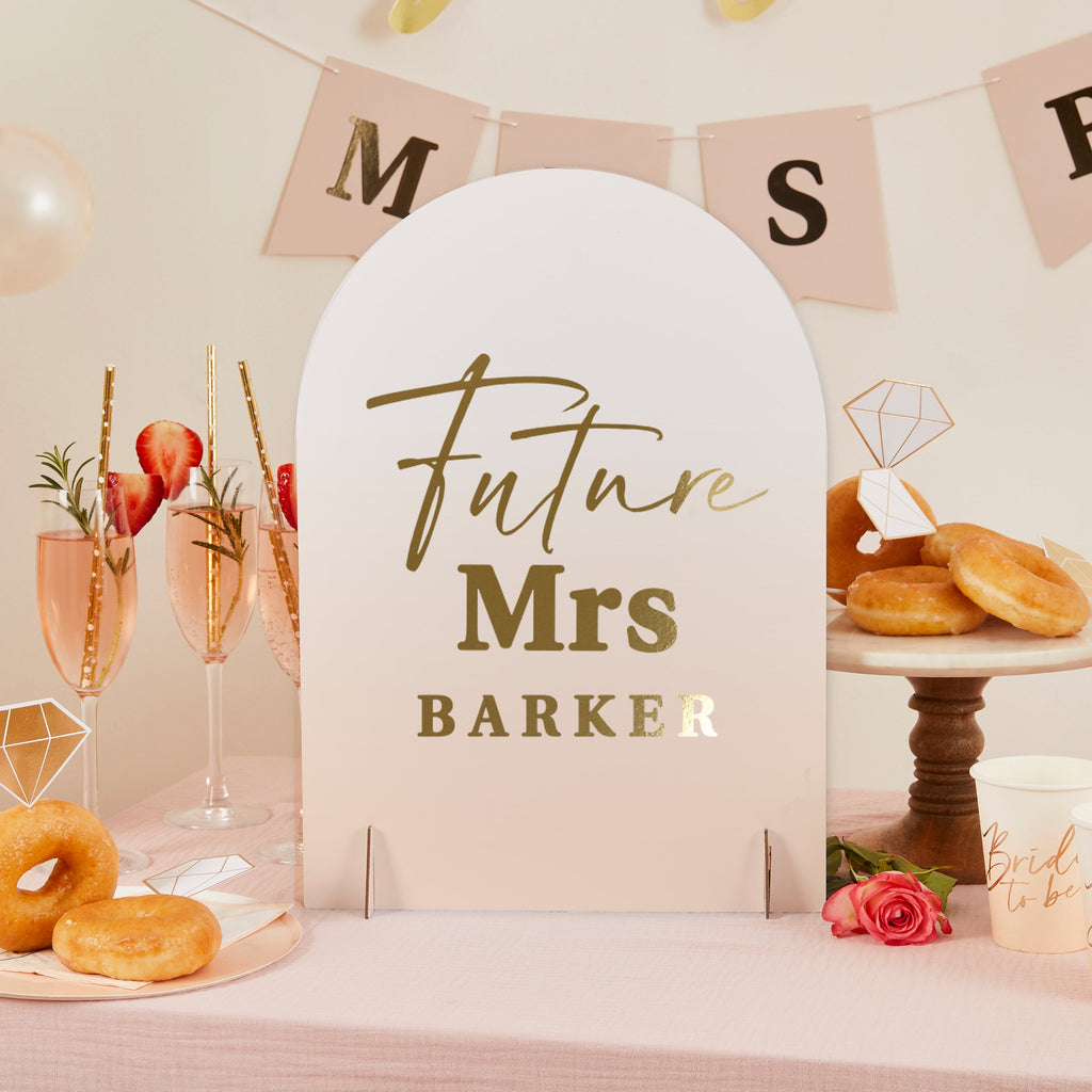 Future Mrs Sign & 1 Sticker Sheet