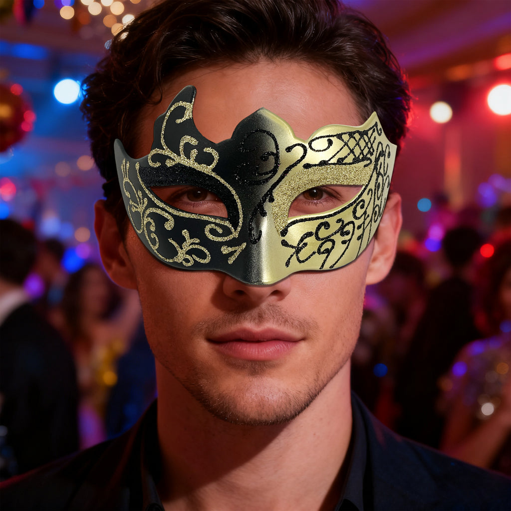 Plastic Eye Mask Gold Adult Size
