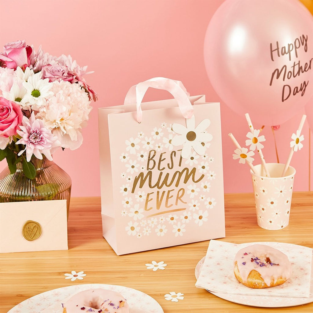 Best Mum Ever Daisy Gift Bag – Small Floral Paper Bag for Mother’s Day Presents