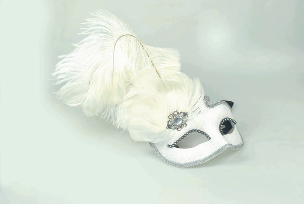 Mask With Feathers & Crystal White