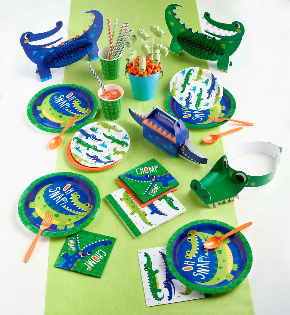 Alligator Party Hanging Décor w/ Cutouts & Paper Fans 36in x 8in 3pcs