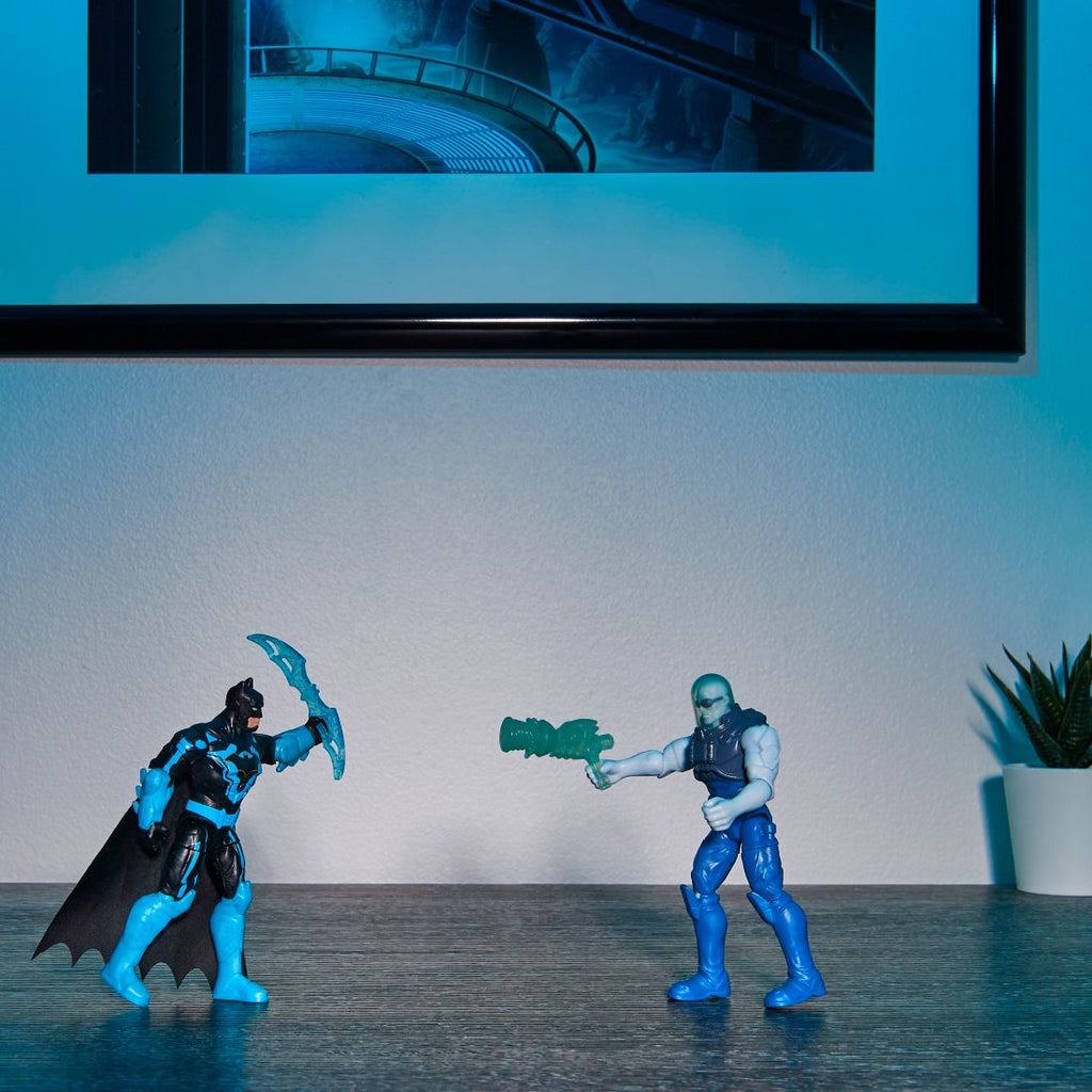 DC Batman Fig 4" Basic Batman Asst.