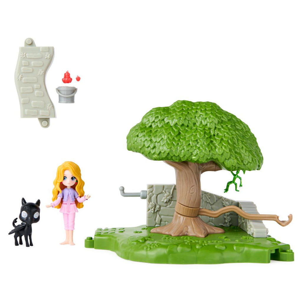 Wizarding World Magical Mini Classroom Playset-Care of Magical Creatures